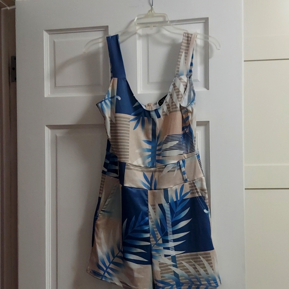 Chic romper